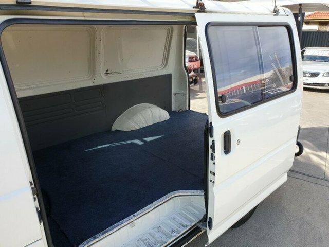 2001 Mitsubishi Express Sj00 4 Sp Automatic 2d Van