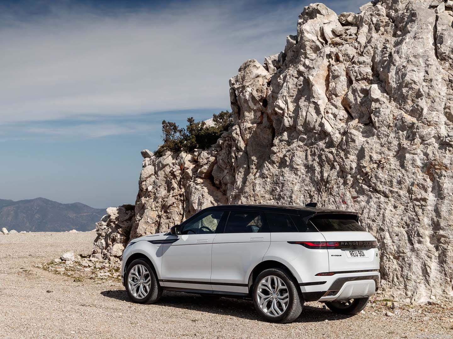 New Range Rover Evoque Arrives Just 4x4s